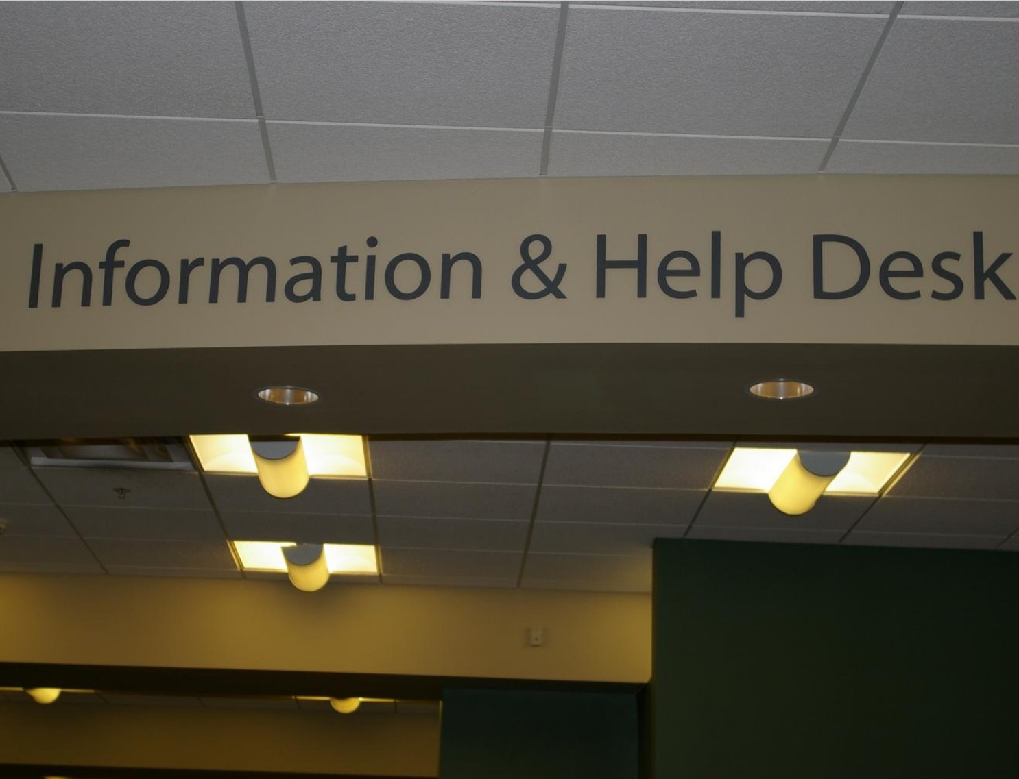 Insegna Information & Help Desk